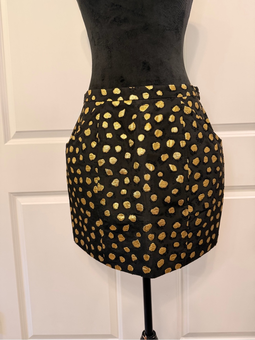 WHIT Black Mini Skirt with Metallic Gold Polka Dots Lined Size 6 New With Tags